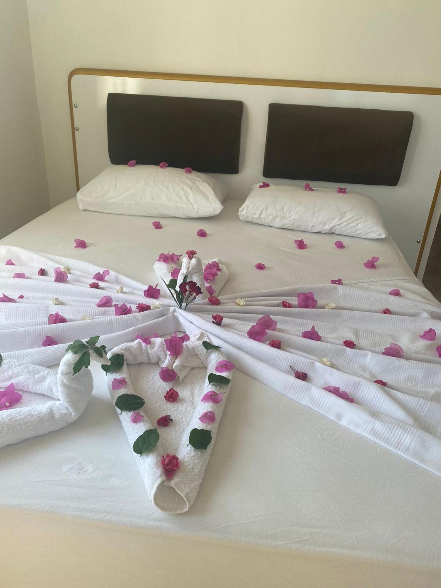 Jasmin Blue Otel Сіліфке Екстер'єр фото