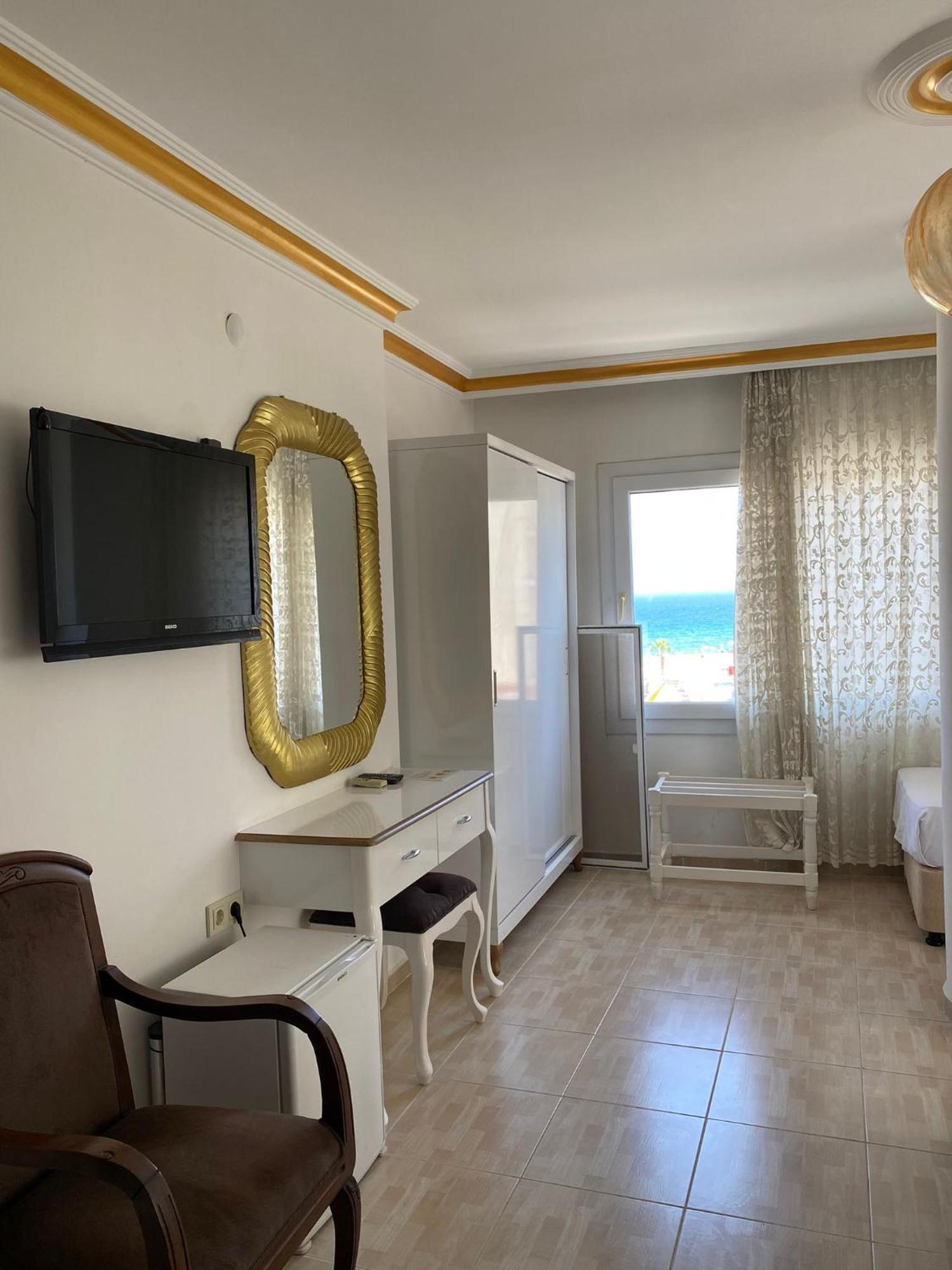Jasmin Blue Otel Сіліфке Екстер'єр фото